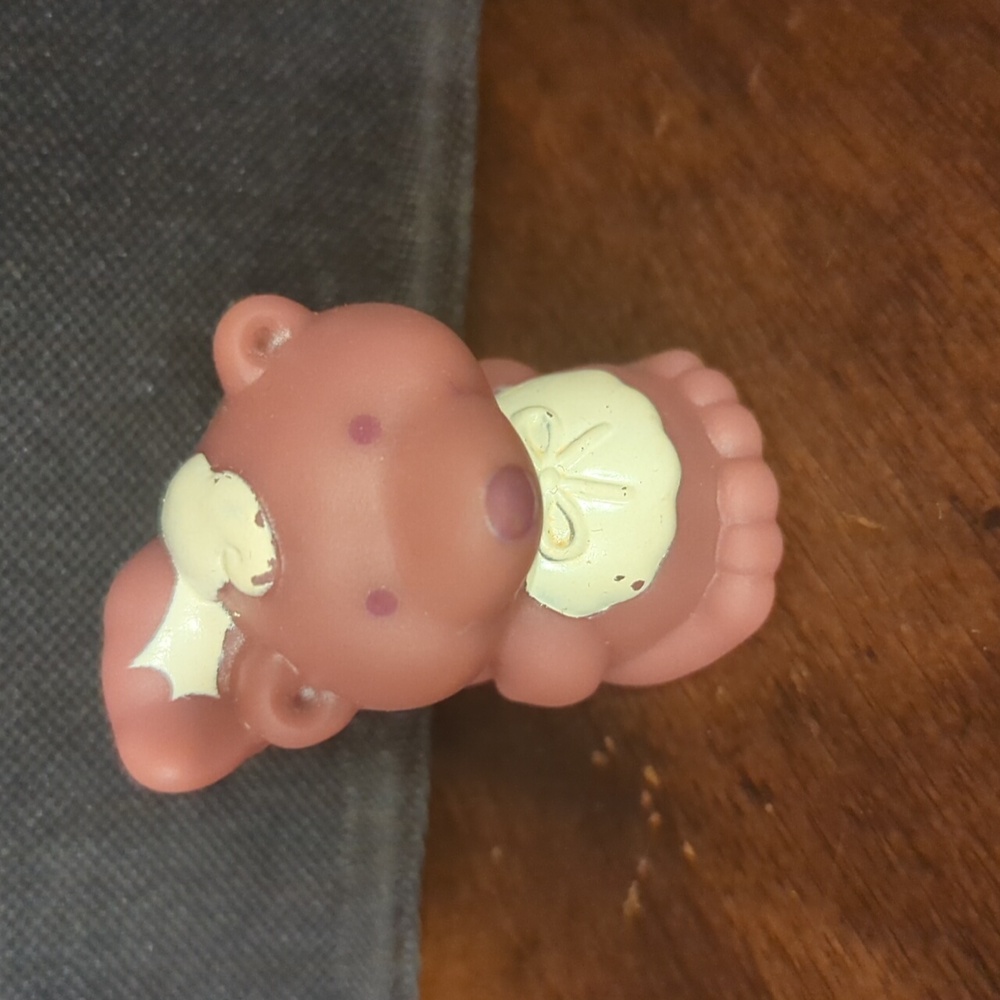 Vintage Strawberry Shortcake Angel Cake Souffle Skunk 1982
